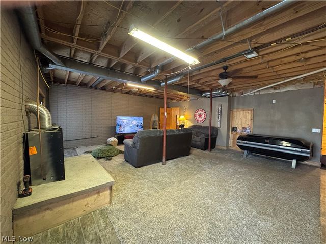 1449 St Rte 124, Coolville, OH 45723