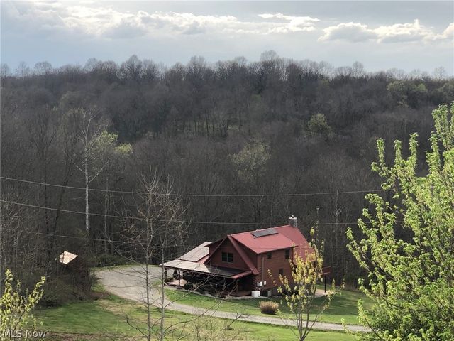 1449 St Rte 124, Coolville, OH 45723