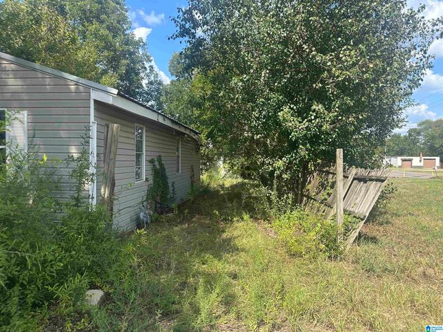 1805 16TH WAY N, Bessemer, AL 35020