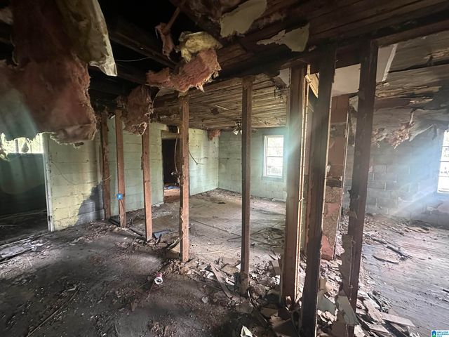 1805 16TH WAY N, Bessemer, AL 35020
