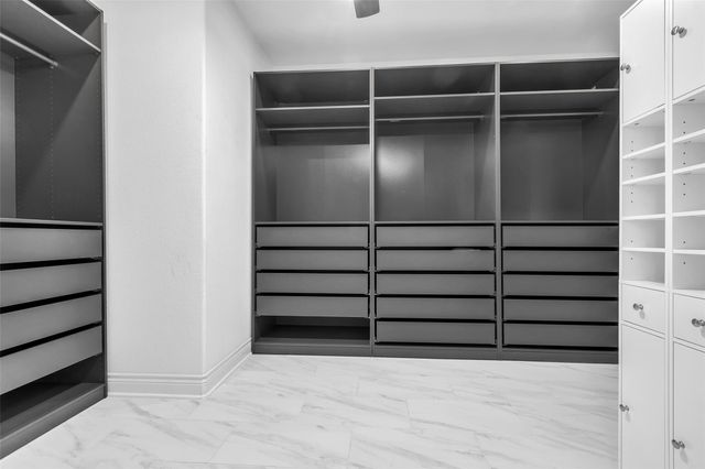 17 Bellingham Court, Montgomery, TX 77356