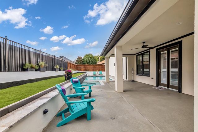 17 Bellingham Court, Montgomery, TX 77356