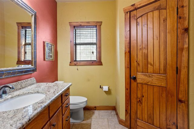 3414 Avenue C, Dickinson, TX 77539