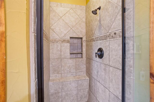 3414 Avenue C, Dickinson, TX 77539