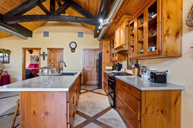 3414 Avenue C, Dickinson, TX 77539