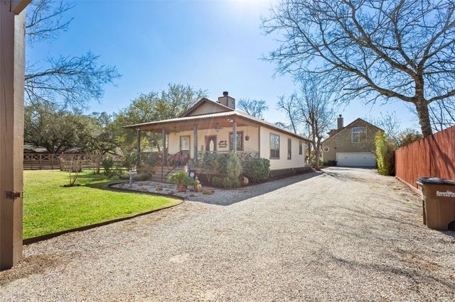 3414 Avenue C, Dickinson, TX 77539