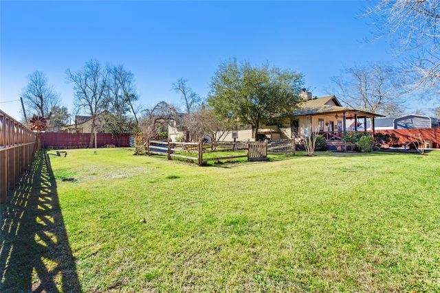 3414 Avenue C, Dickinson, TX 77539