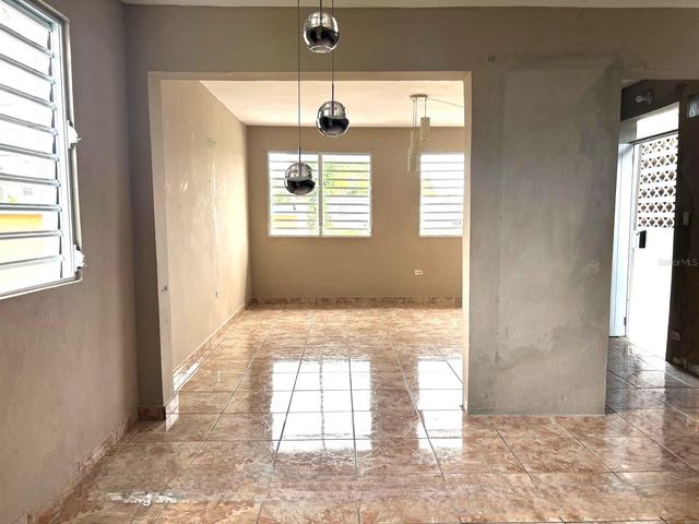 92 RAFAEL CORDERO AVE., DOWN TOWN, Caguas, PR 00725