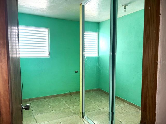 92 RAFAEL CORDERO AVE., DOWN TOWN, Caguas, PR 00725