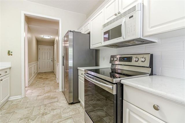 2192 Pilgrim Mill Circle, Cumming, GA 30041