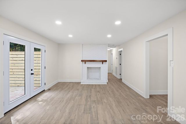 8033 Ritter Drive, Charlotte, NC 28270
