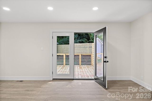8033 Ritter Drive, Charlotte, NC 28270