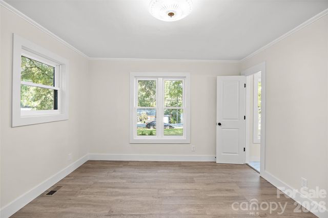 8033 Ritter Drive, Charlotte, NC 28270