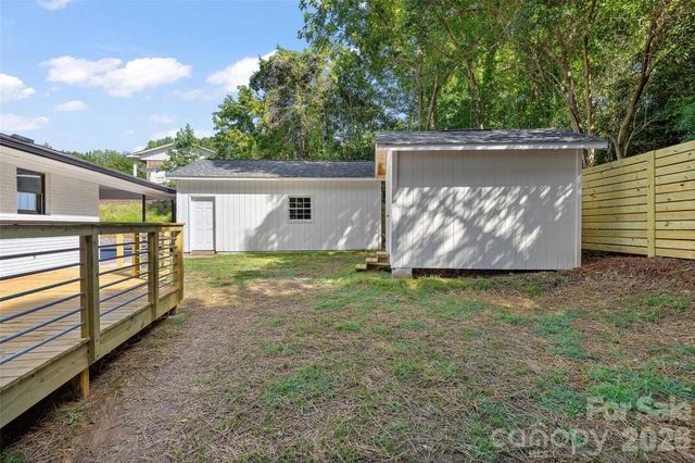 8033 Ritter Drive, Charlotte, NC 28270