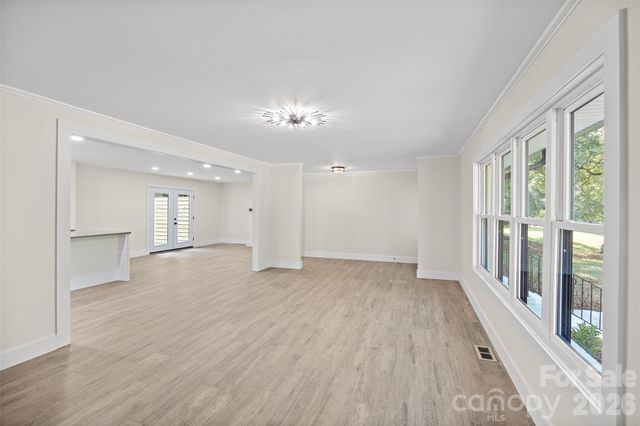 8033 Ritter Drive, Charlotte, NC 28270