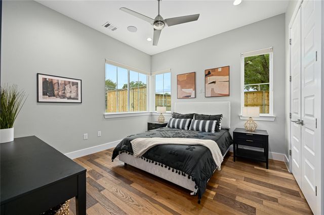 1310 Comal ST, Austin, TX 78702