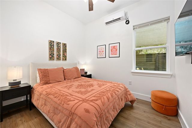 1310 Comal ST, Austin, TX 78702