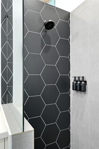 1310 Comal ST, Austin, TX 78702