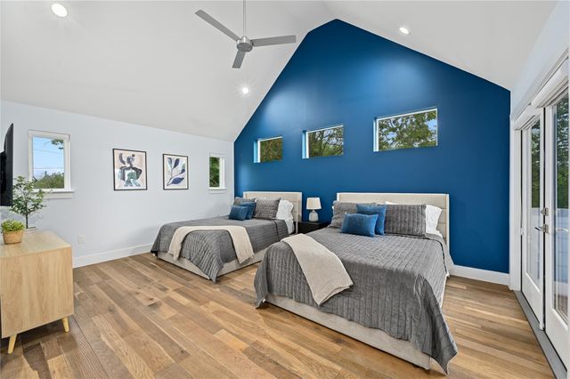 1310 Comal ST, Austin, TX 78702