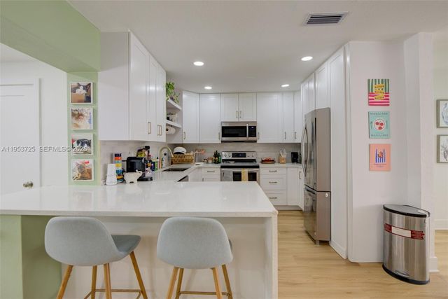 1765 NE 145th St, Miami, FL 33181