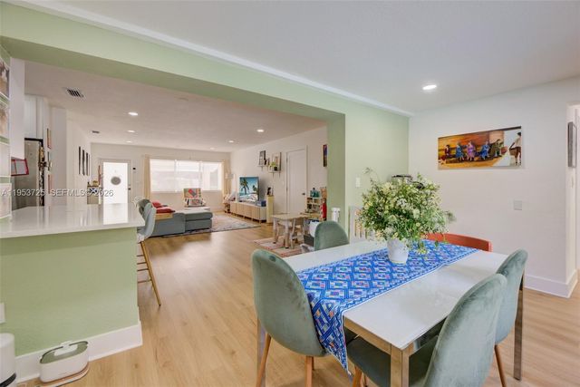 1765 NE 145th St, Miami, FL 33181