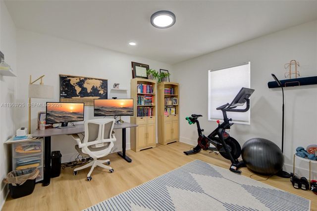 1765 NE 145th St, Miami, FL 33181