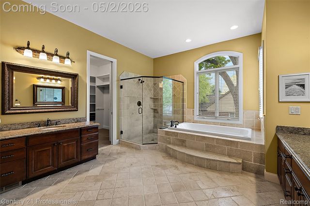 1181 Iroquois Trail, Oxford Charter Township, MI 48371
