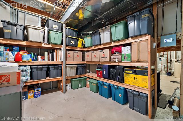 1181 Iroquois Trail, Oxford Charter Township, MI 48371