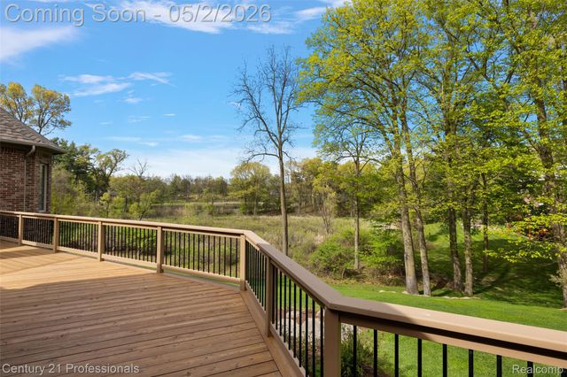 1181 Iroquois Trail, Oxford Charter Township, MI 48371