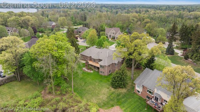 1181 Iroquois Trail, Oxford Charter Township, MI 48371