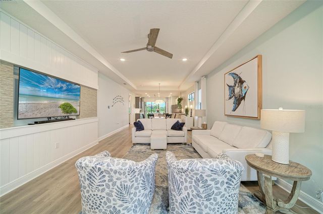 5286 BARNETT CIRCLE, Bradenton, FL 34211