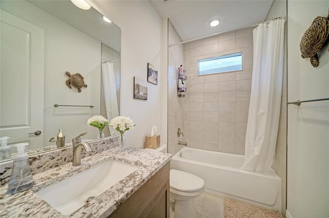 5286 BARNETT CIRCLE, Bradenton, FL 34211