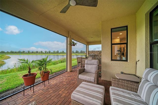 5286 BARNETT CIRCLE, Bradenton, FL 34211