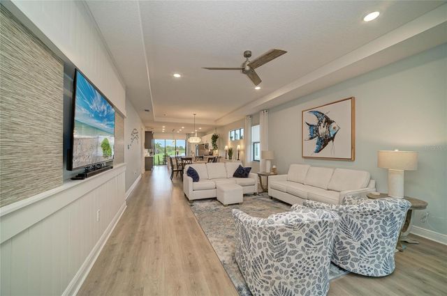 5286 BARNETT CIRCLE, Bradenton, FL 34211