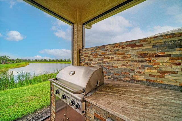 5286 BARNETT CIRCLE, Bradenton, FL 34211