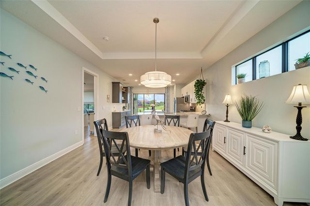 5286 BARNETT CIRCLE, Bradenton, FL 34211