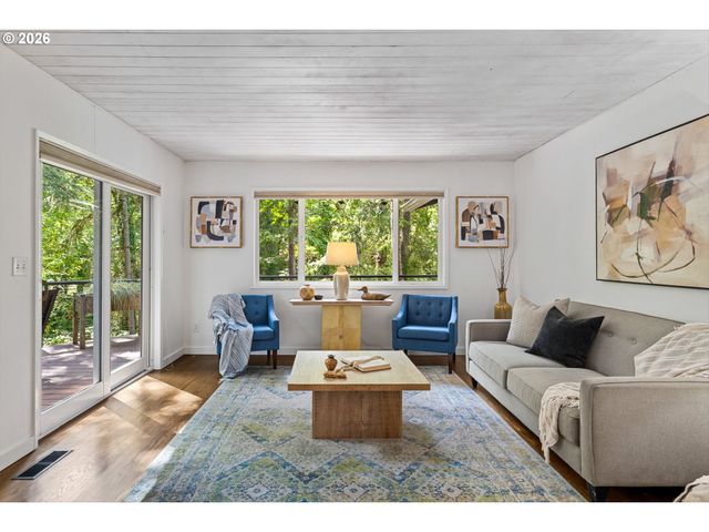 18148 PIONEER Ct, Lake Oswego, OR 97034