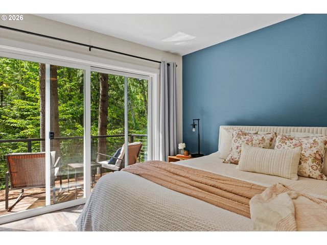 18148 PIONEER Ct, Lake Oswego, OR 97034