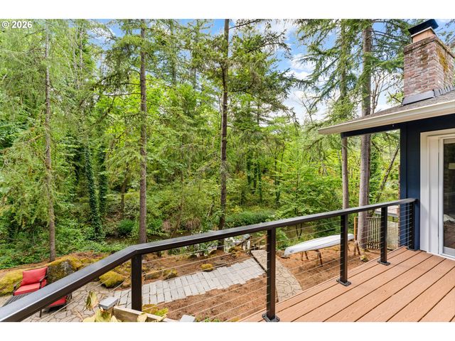 18148 PIONEER Ct, Lake Oswego, OR 97034