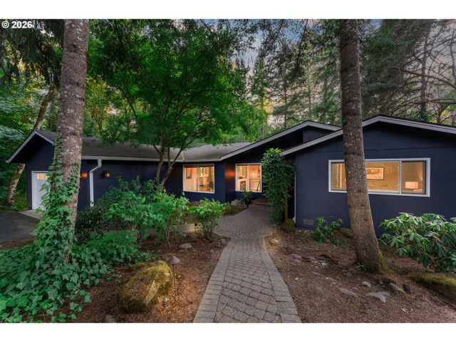 18148 PIONEER Ct, Lake Oswego, OR 97034