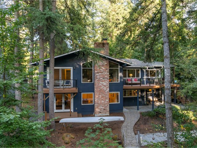 18148 PIONEER Ct, Lake Oswego, OR 97034