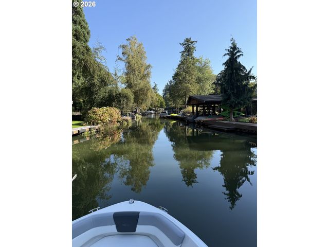 18148 PIONEER Ct, Lake Oswego, OR 97034