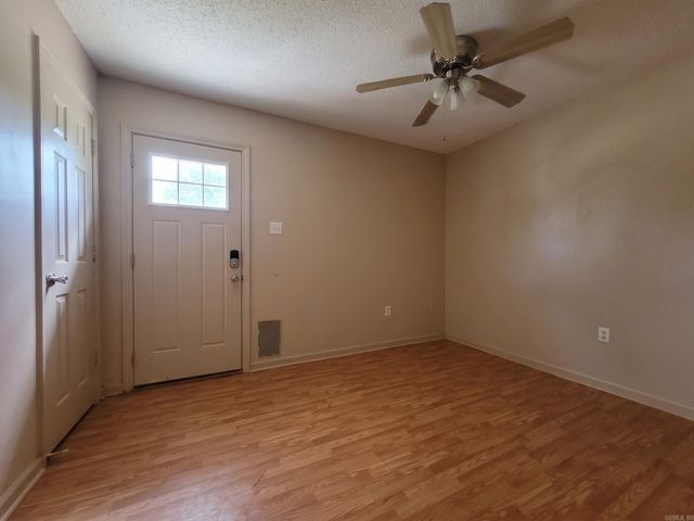 5530 Arthur Drive, North Little Rock, AR 72118