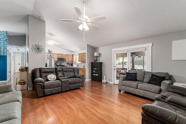 411 Brandy Hill Avenue, Pickerington, OH 43147