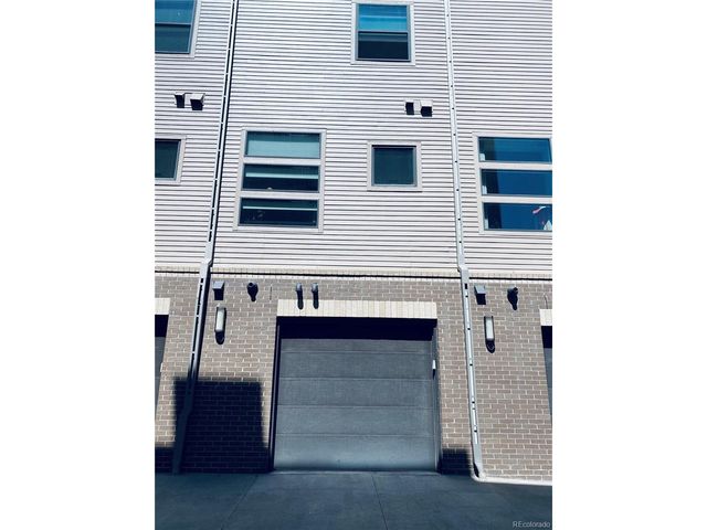 2900 Inca St 2900-28, Denver, CO 80202