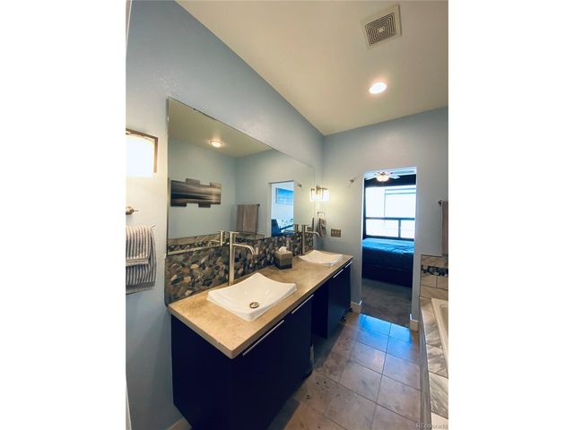 2900 Inca St 2900-28, Denver, CO 80202