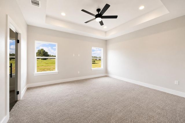 42 Meadow Lake Drive, Trinity, TX 75862