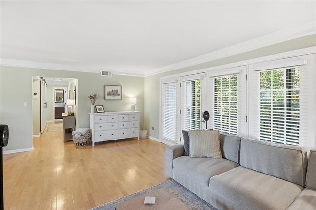 311 Peachtree Hills NE Avenue 7B, Atlanta, GA 30305