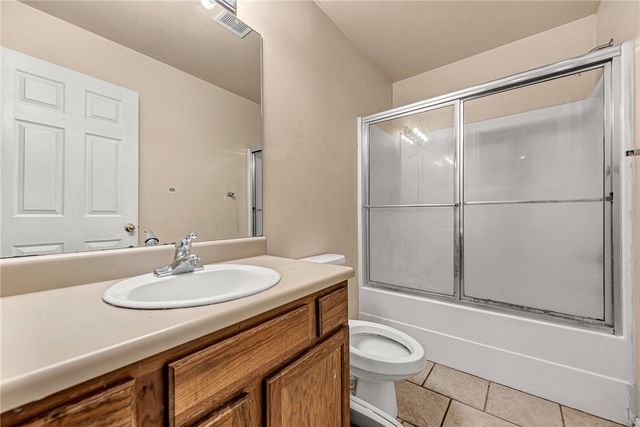 838 W Peachtree Drive, Fayetteville, AR 72703