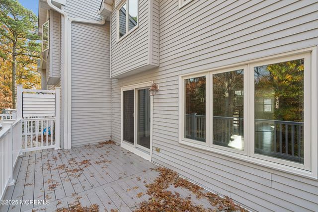 142 Orchid Court 1402, Toms River, NJ 08753